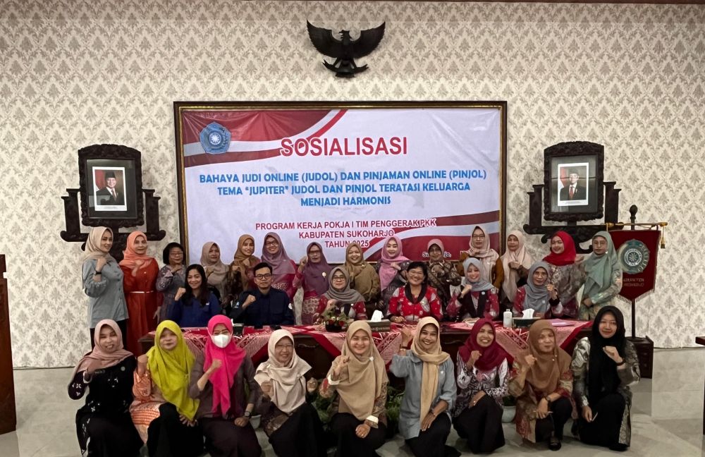 Literasi Digital Diskominfo bersama TP PKK Sukoharjo Judol dan Pinjol Jadi Bahasan