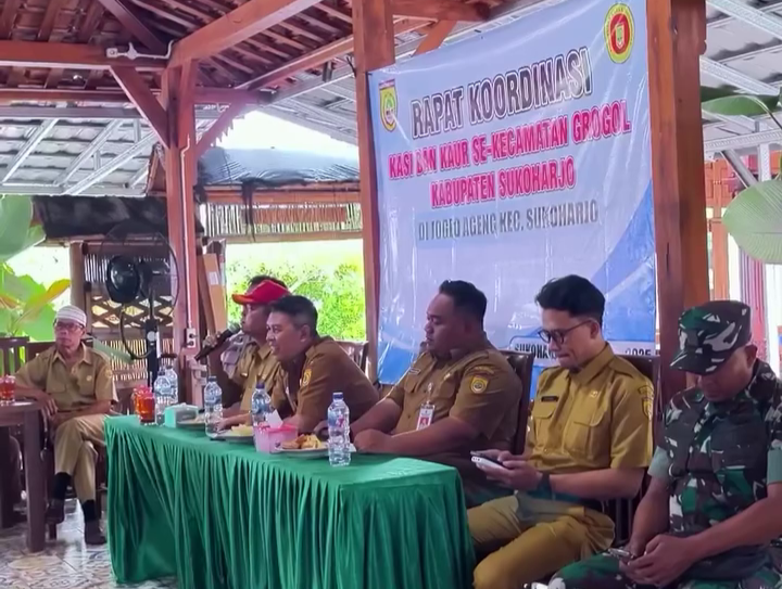 Koordinasi Kasi dan Kaur se-Kecamatan Grogol, Diskusi Kualitas Pelayanan dan Literasi Digital