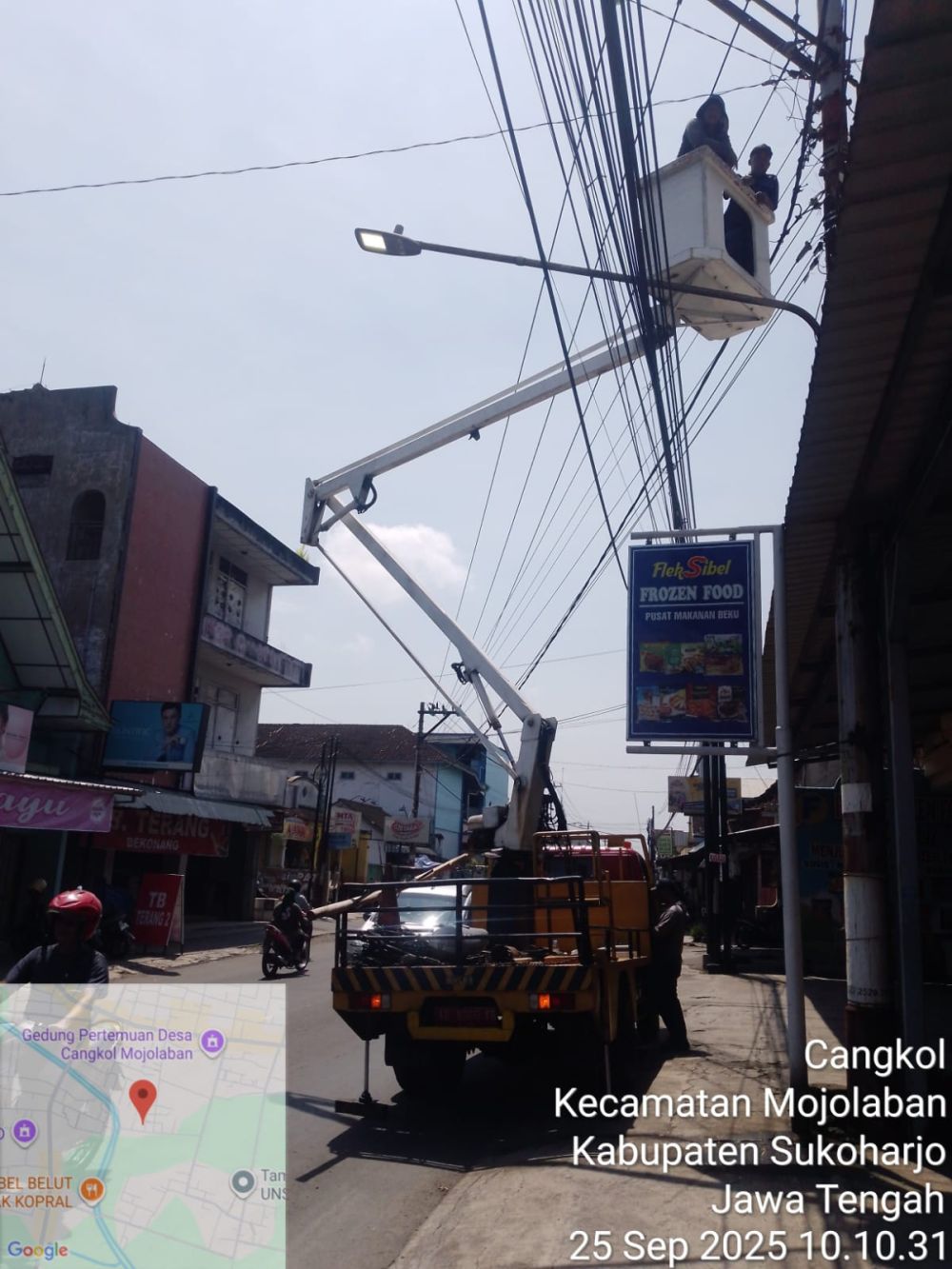 Tindak Lanjut Aduan Masyarakat: Perbaikan Lampu Jalan di Mojolaban